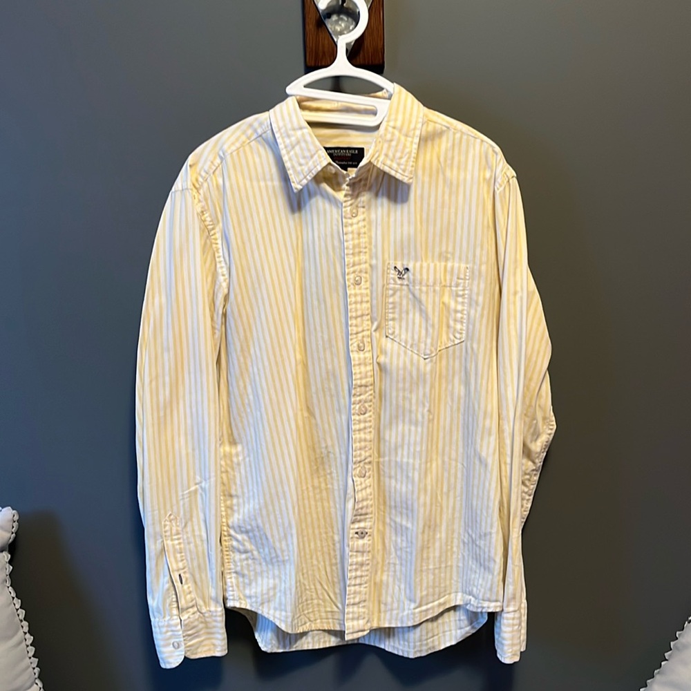 American Eagle Yellow Stripe